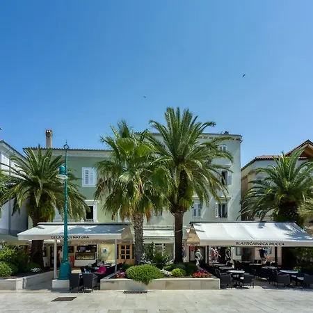 Lasta Losin Town - Happy Mali Losinj