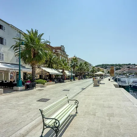 Hotel Lasta Losin Town - Happy Mali Lošinj